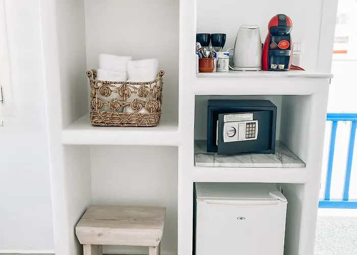 Eleanna's 5* Mykonos Town