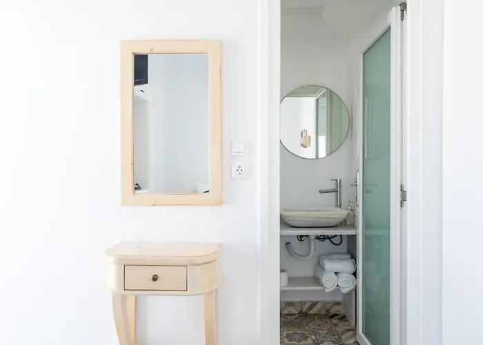 Eleanna's Mykonos Town