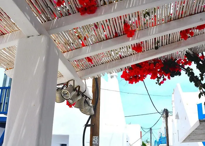 Eleanna's 5* Mykonos Town