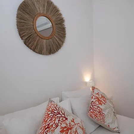 Eleanna's Mykonos 2*