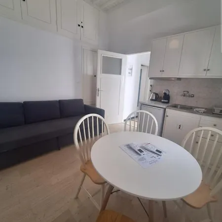 Eleanna's Mykonos 酒店