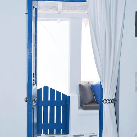 Eleanna's 5* Mykonos Town