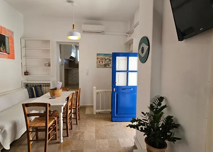 Eleanna's 5* Mykonos Town