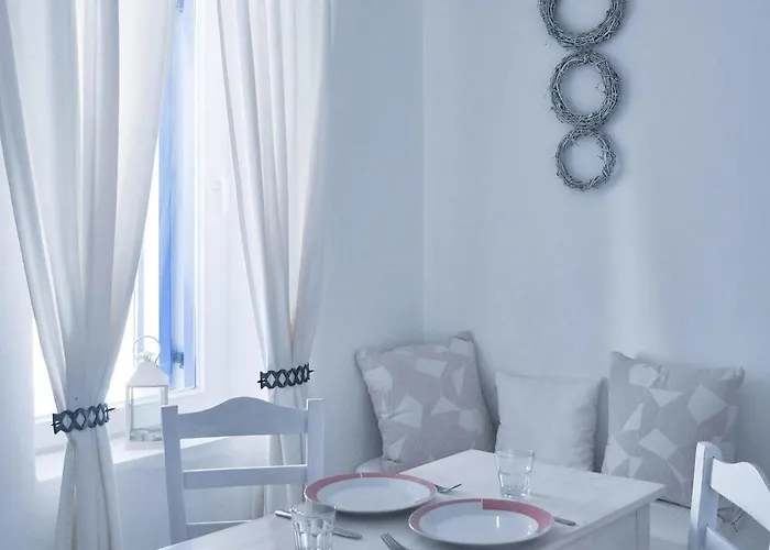 Eleanna's Mykonos Town